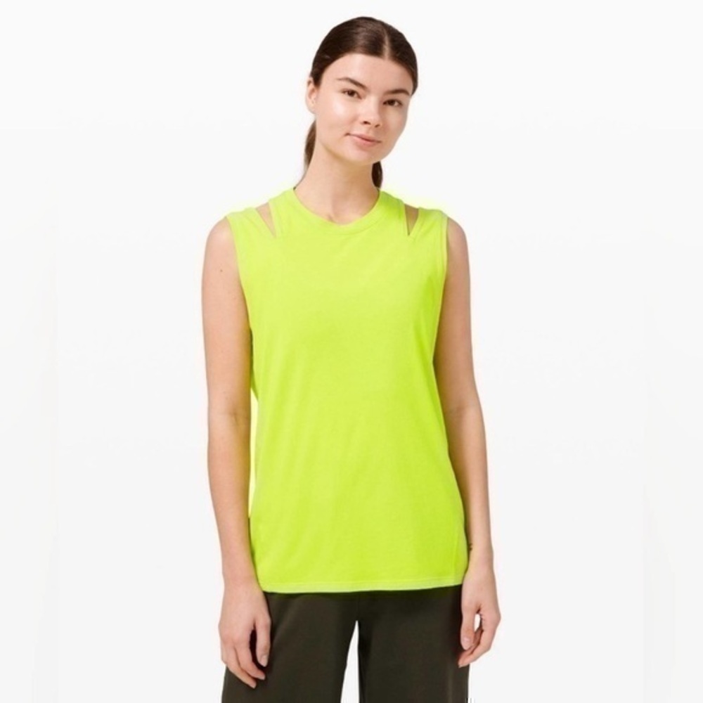 NWT Lululemon LA Split Shoulder Muscle Tank HIYE Top Size 2